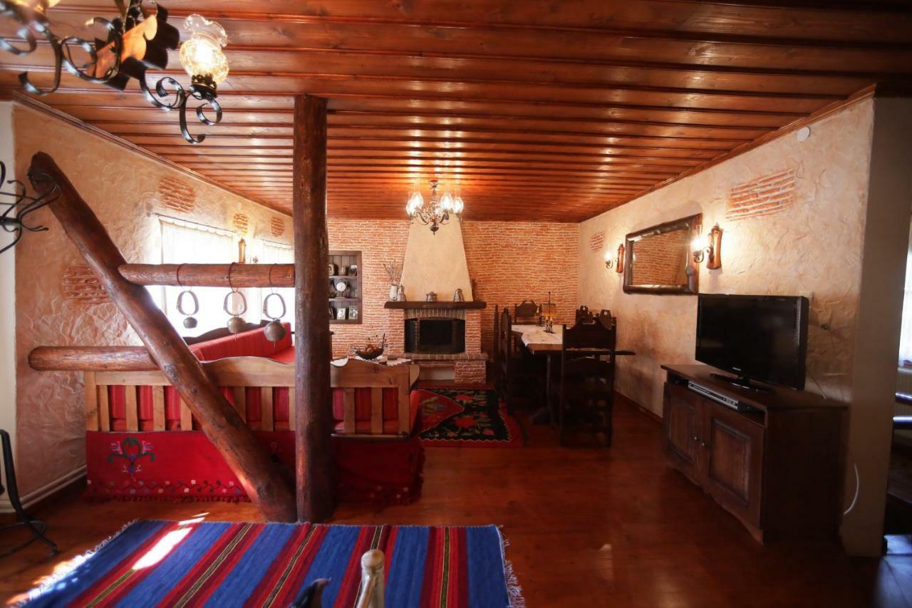 Гостевой дом Dora'S House At Agios Germanos Prespes Экстерьер фото