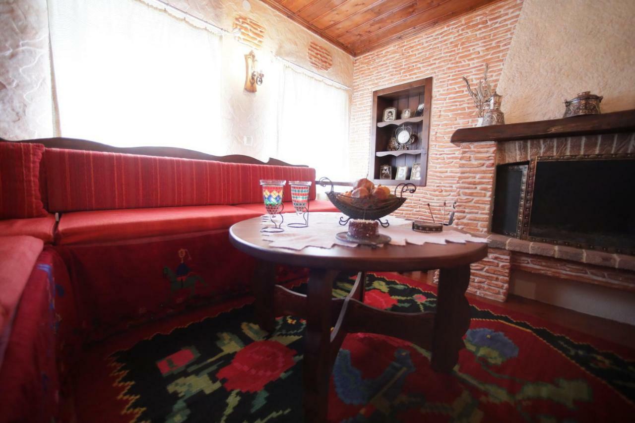 Гостевой дом Dora'S House At Agios Germanos Prespes Экстерьер фото
