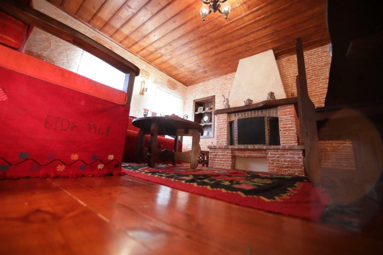 Гостевой дом Dora'S House At Agios Germanos Prespes Экстерьер фото