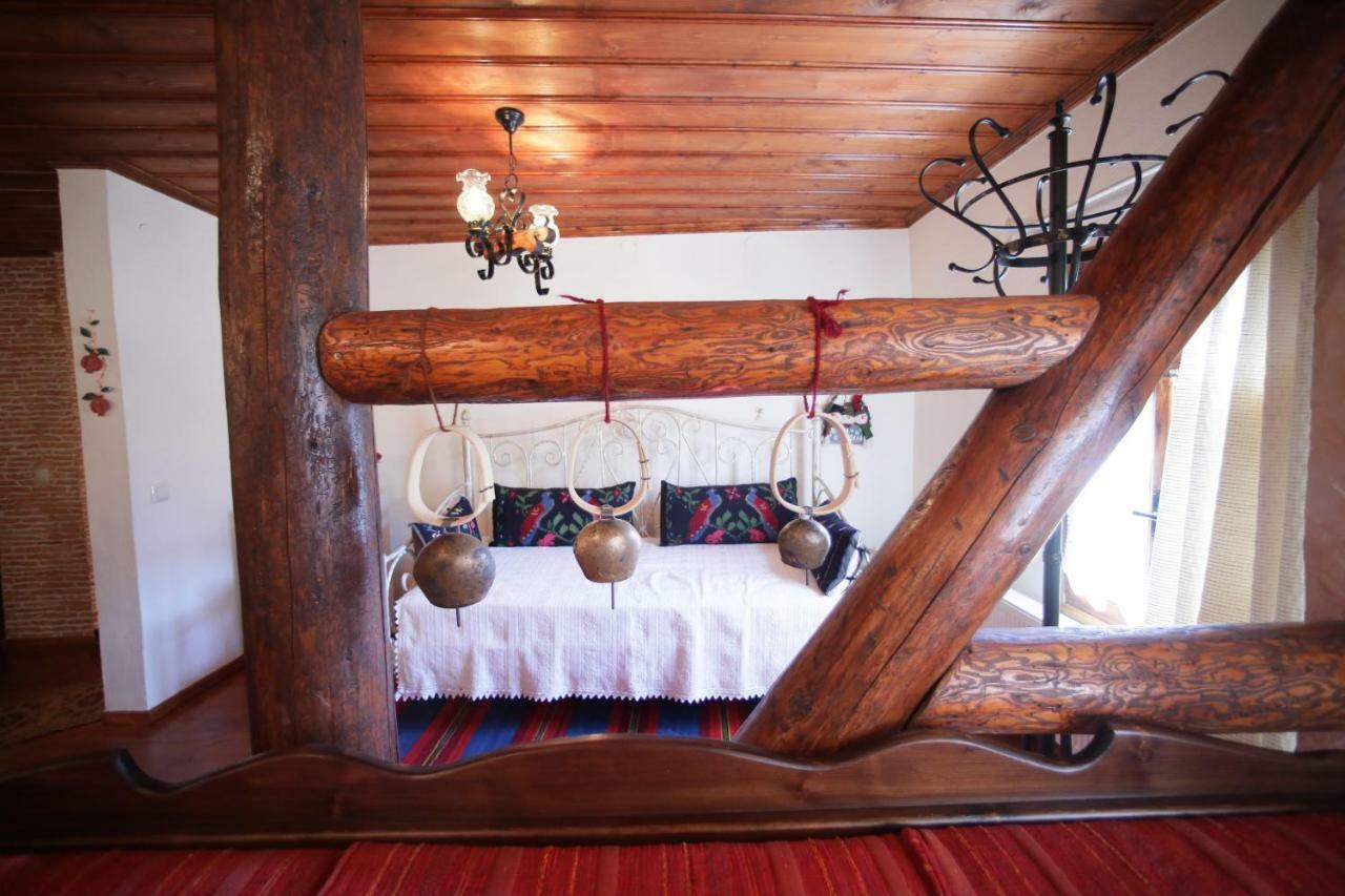 Гостевой дом Dora'S House At Agios Germanos Prespes Экстерьер фото